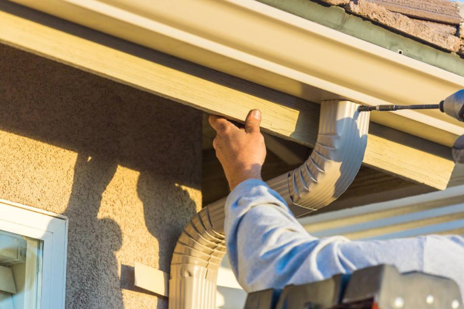 Gutter Cleaning: A Seasonal Task or a Year-Round Necessity?